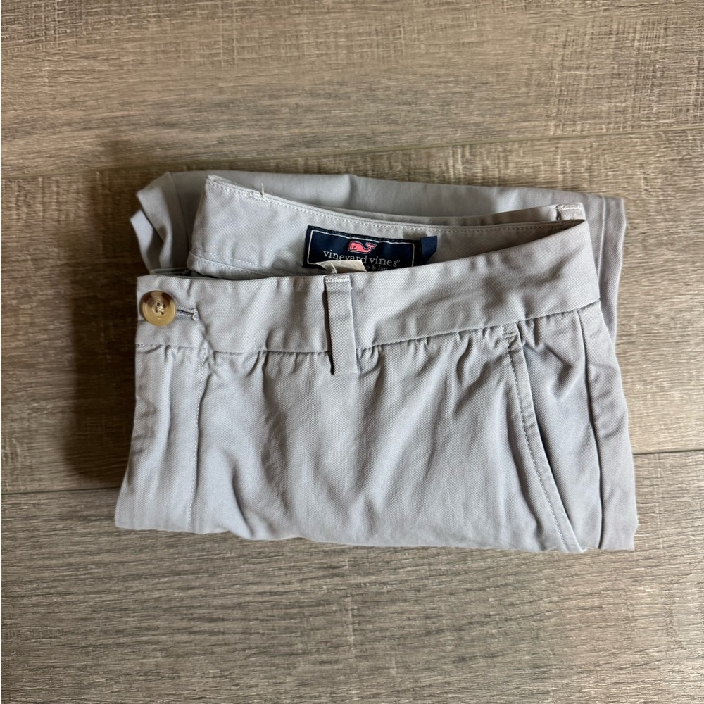 Vineyard Vines chino size 35x34